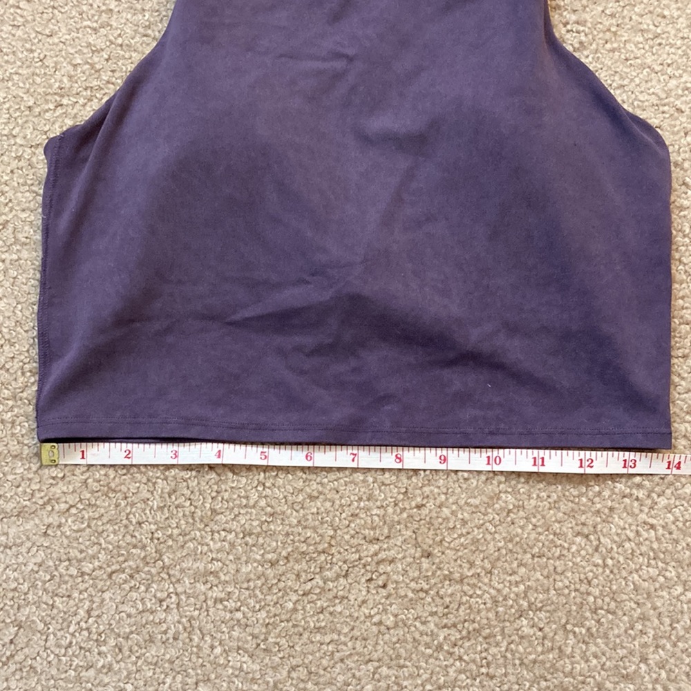 Athleta Conscious Crop sports bra top - Picture 7 of 9